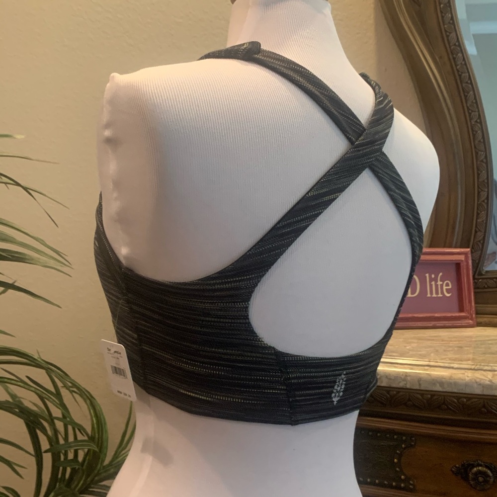 XS or S NWT Free People Movement Strut Bra Black Combo - Picture 9 of 11